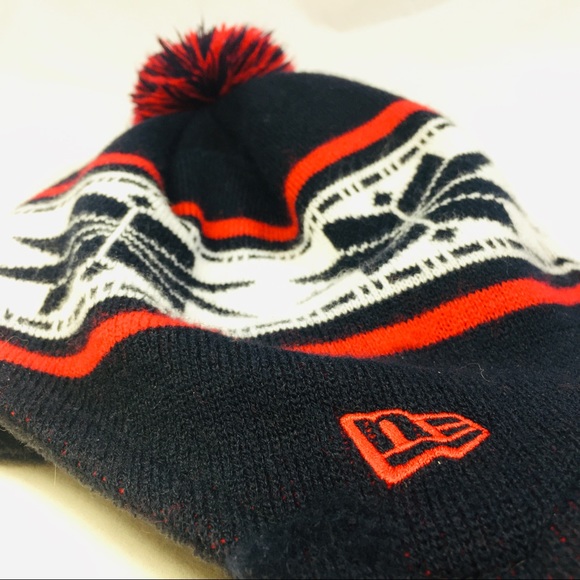 Minnesota Twins New Era Winter Dangle Hat - Picture 4 of 6